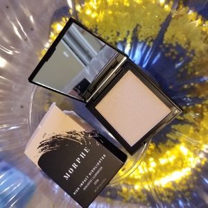 Morphe High Impact Highlighter in Extra